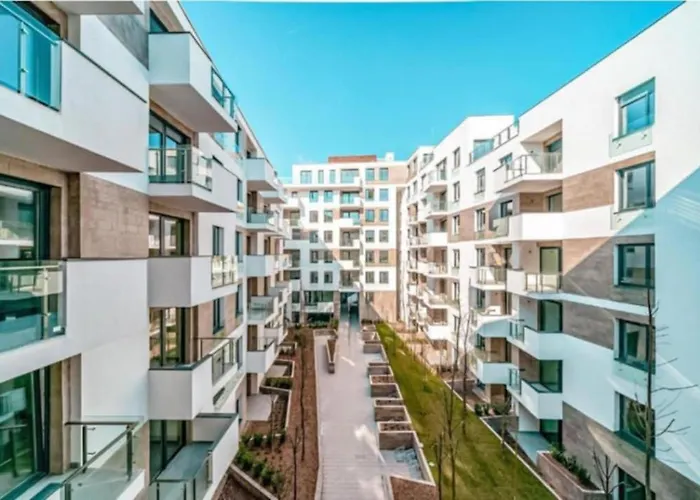 New Building In The Hearth Of Budapest Free Parking