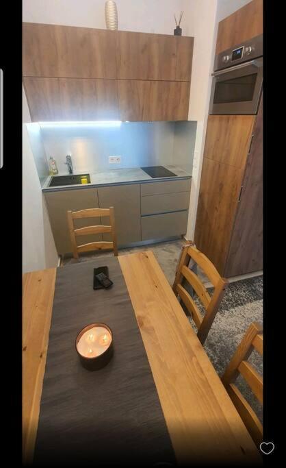 New Building In The Hearth Of Free Parking Apartment Budapest