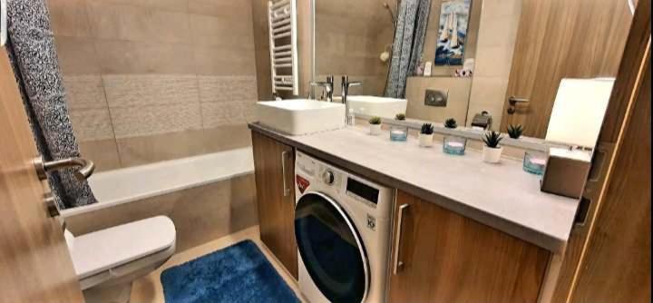 New Building In The Hearth Of Free Parking Appartement Budapest